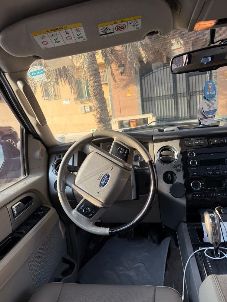 Used Ford Expedition 5.4L LTD 2012