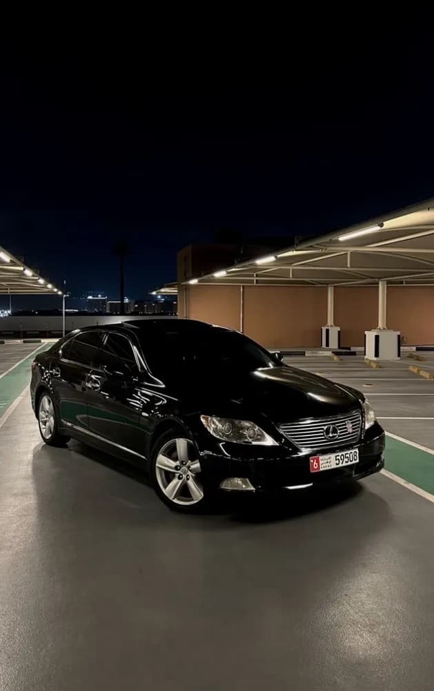 Used Lexus LS 460 4 door 4.6L SWB 2009