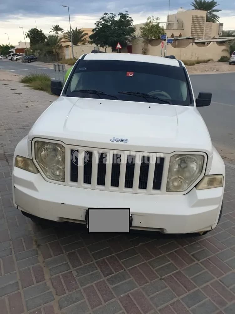 مستعملة جيب شيروكي سبورت 2.4L 2009