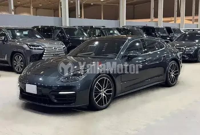 Used Porsche Panamera 2022