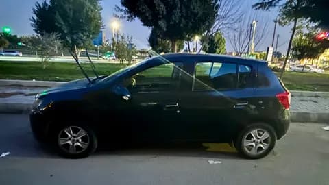 Used Renault Sandero 4 Door 1.6L Automatic 2015 Used Renault Sandero 4 Door 1.6L Automatic 2015 used_cars.forSale