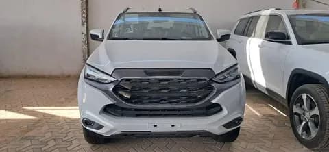 New Isuzu MU-X 2024 للبيع New Isuzu MU-X 2024 للبيع used_cars.forSale