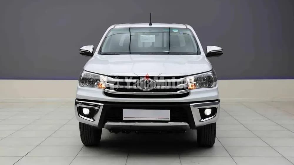 New Toyota Hilux 2025