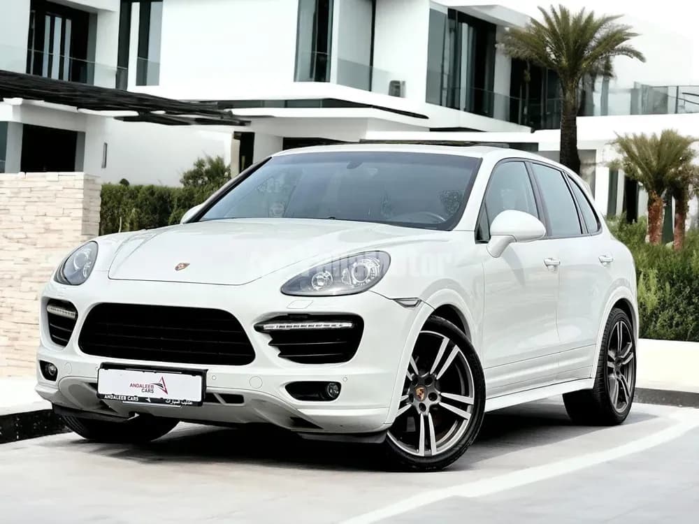 Used Porsche Cayenne GTS 2014