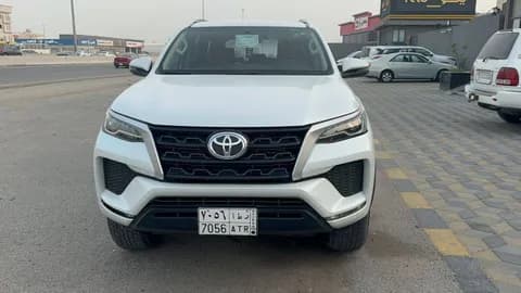 Used Toyota Fortuner 2024