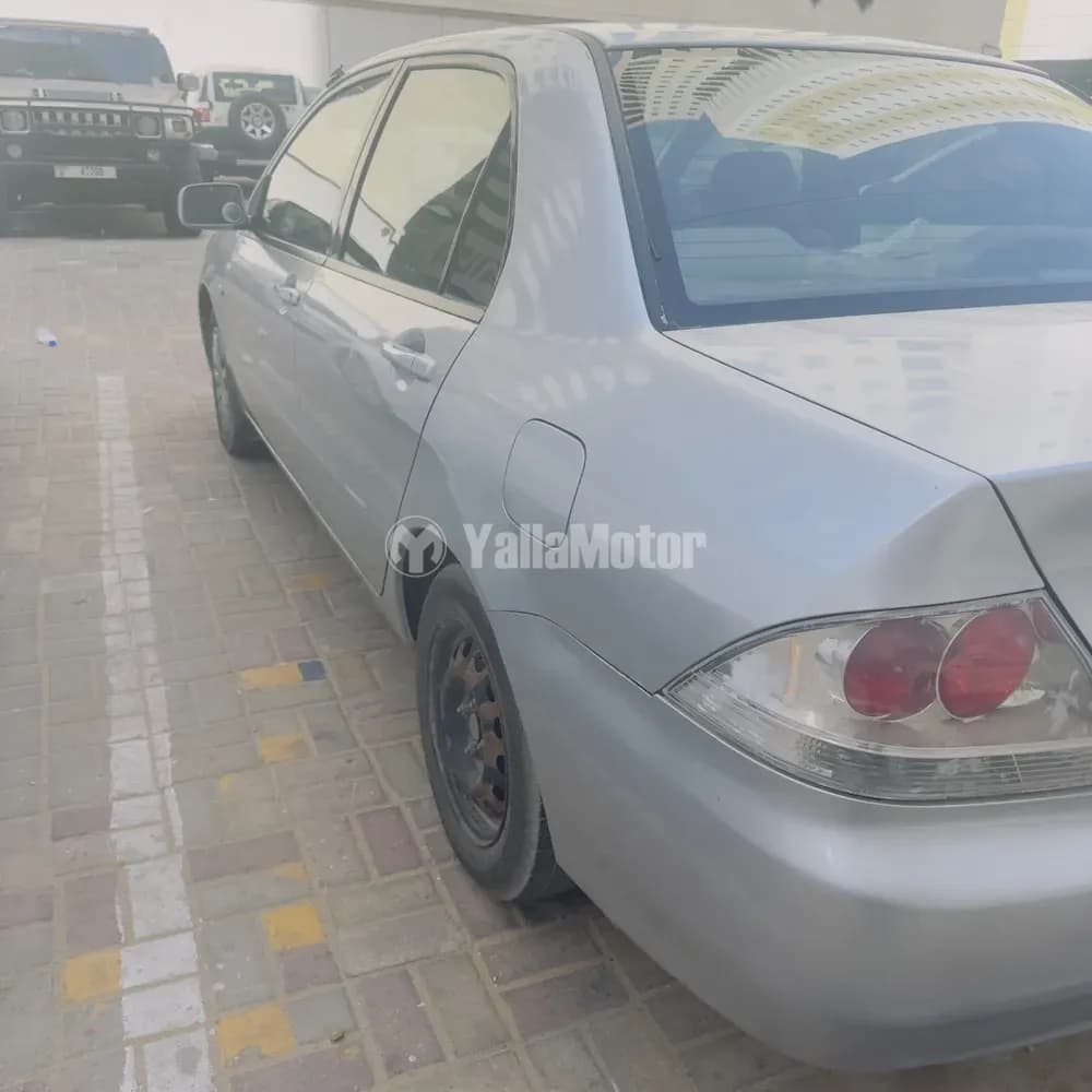 ميتسوبيشي لانسر 1.6L GLX 2004 مستعملة