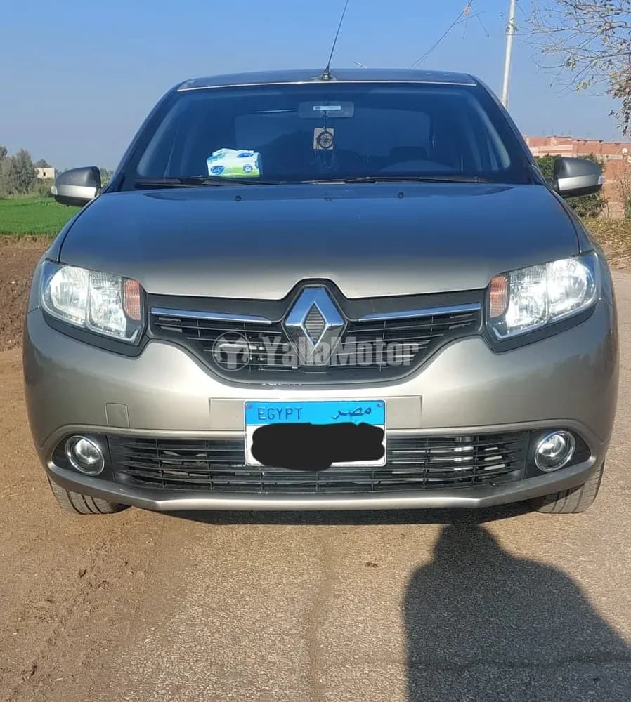 Used Renault Logan 4 Door 1.6L Manual 2015