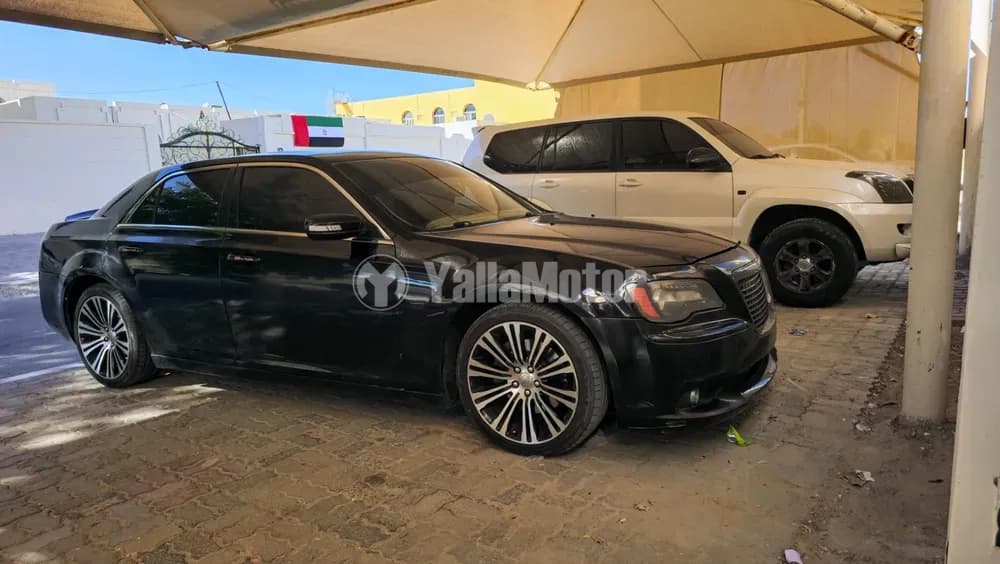 كرايسلر 300 سي 5.7L 2013 مستعملة