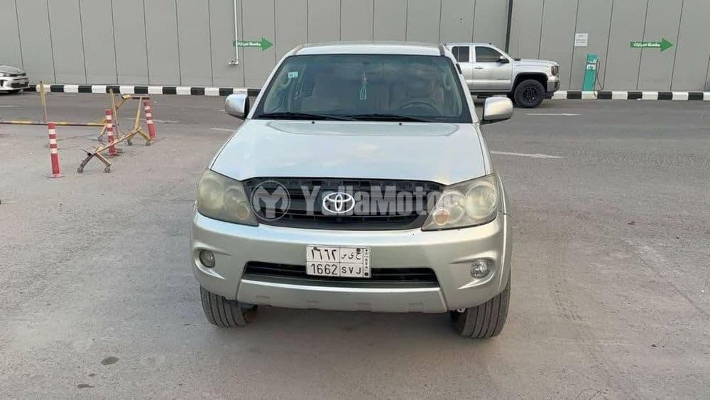 Used Toyota Fortuner 2008