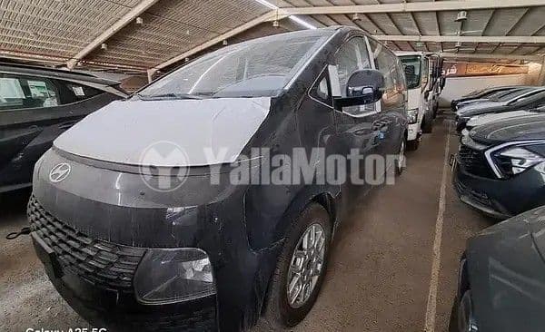 New Hyundai Staria 2025