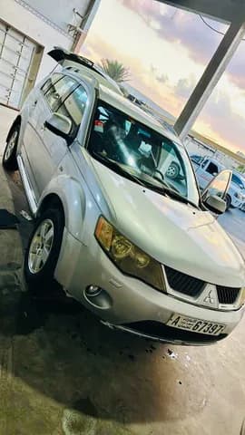 Used Mitsubishi Outlander 2.4L GLX 2009 Used Mitsubishi Outlander 2.4L GLX 2009 for sale