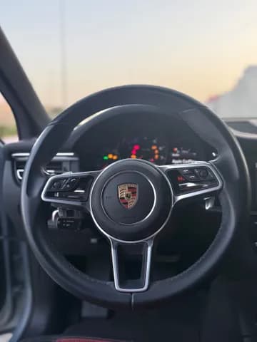 Used Porsche Macan Standard 2021 Used Porsche Macan Standard 2021 used_cars.forSale