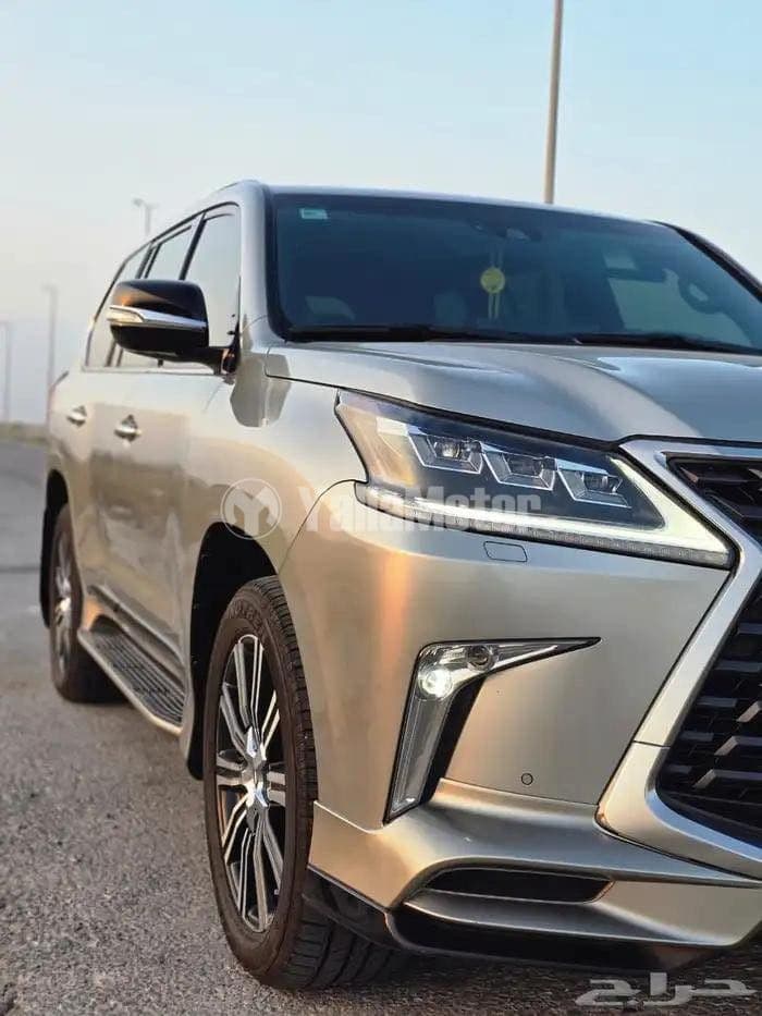 Used Lexus LX 570 2021