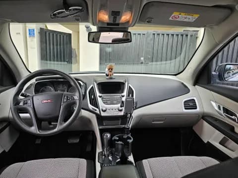 جي إم سي تيرين 2.4L دفع أمامي 2017 مستعملة جي إم سي تيرين 2.4L دفع أمامي 2017 مستعملة used_cars.forSale