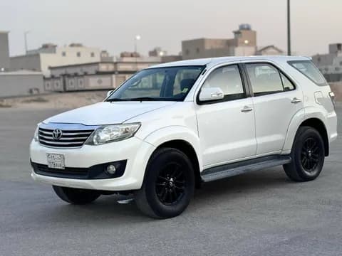 Used Toyota Fortuner 2012