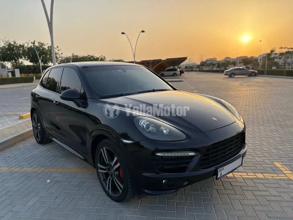 Used Porsche Cayenne GTS 2014