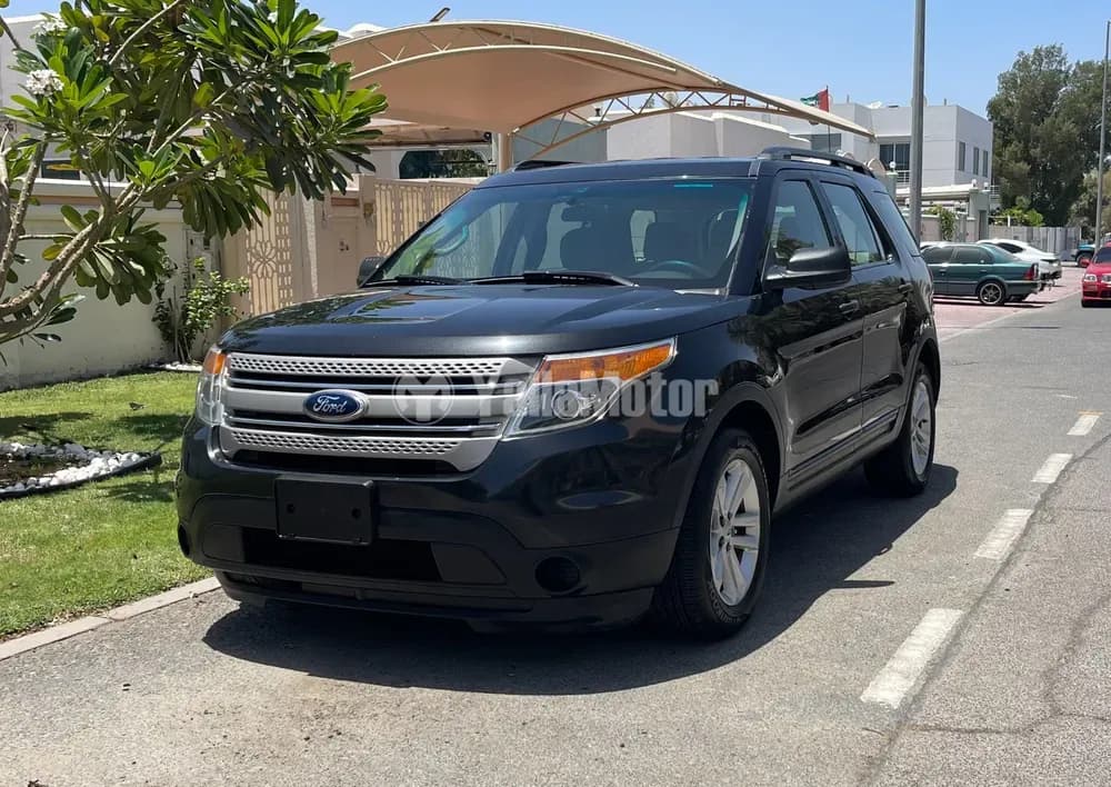 فورد اكسبلورر 3.5L V6 Base 2015 مستعملة