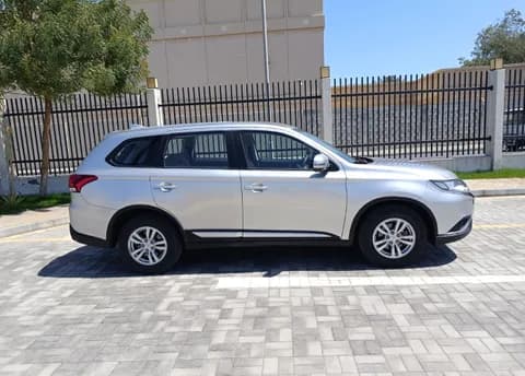 Used Mitsubishi Outlander 2.4L 2020 Used Mitsubishi Outlander 2.4L 2020 used_cars.forSale