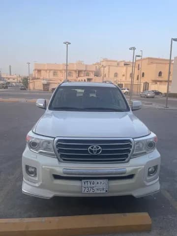 Used Toyota Land Cruiser 2013