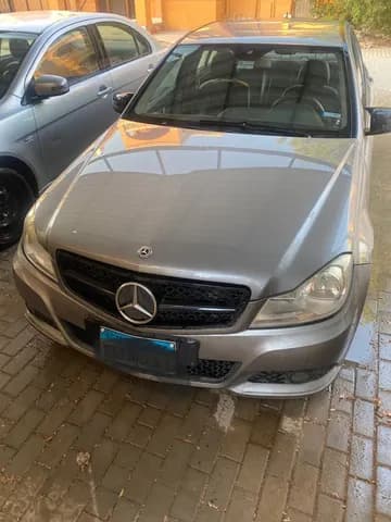 Used Mercedes-Benz C-Class C 180 2012 Used Mercedes-Benz C-Class C 180 2012 used_cars.forSale