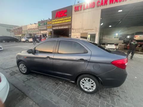فورد فيجو 1.5L Ambiente H/B 2017 مستعملة فورد فيجو 1.5L Ambiente H/B 2017 مستعملة used_cars.forSale