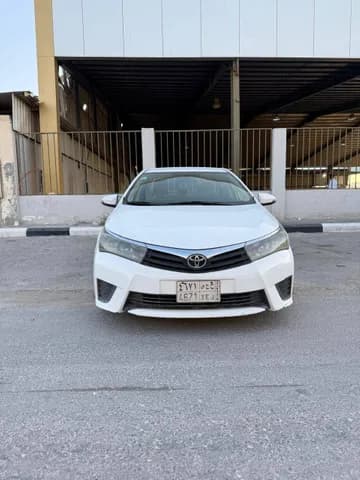 Used Toyota Corolla 2014