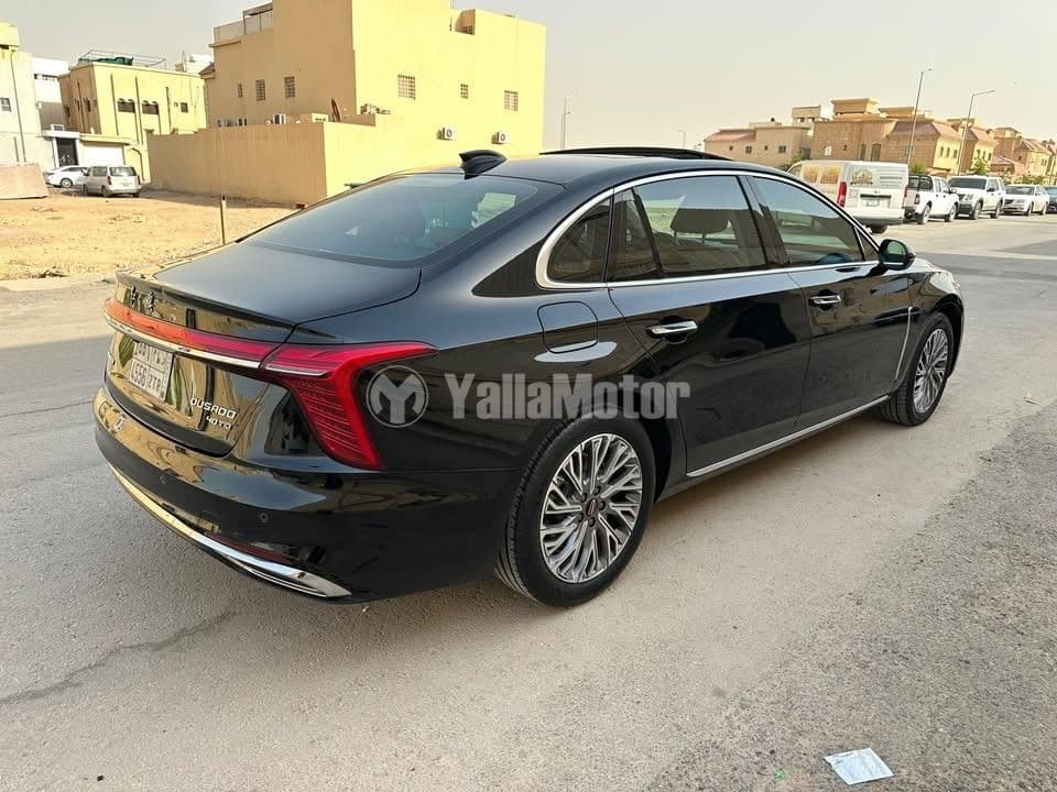 Used Hongqi Ousado 2024