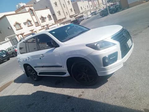 Used Lexus LX 570 2011