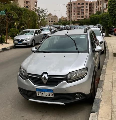 Used Renault Sandero Stepway 1600 CC Manual 2017 Used Renault Sandero Stepway 1600 CC Manual 2017 used_cars.forSale