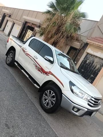 Used Toyota Hilux 2017