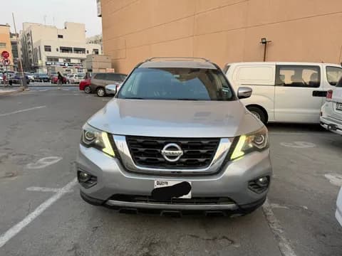 Used Nissan Pathfinder 3.5L SV 2WD 2017 Used Nissan Pathfinder 3.5L SV 2WD 2017 used_cars.forSale