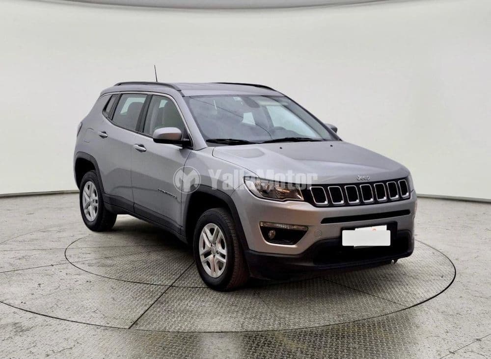 جيب كومباس 2.4L Longitude 4x4 2021 مستعملة