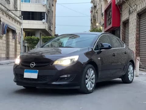 أوبل أسترا Cosmo 2018 مستعملة أوبل أسترا Cosmo 2018 مستعملة used_cars.forSale