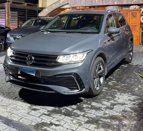 فولكس فاجن تيغوان 1.4L R-Line 2024 مستعملة فولكس فاجن تيغوان 1.4L R-Line 2024 مستعملة للبيع