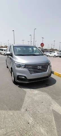 هيونداي إتش1 9-Seater Passenger Van 2019 مستعملة هيونداي إتش1 9-Seater Passenger Van 2019 مستعملة used_cars.forSale