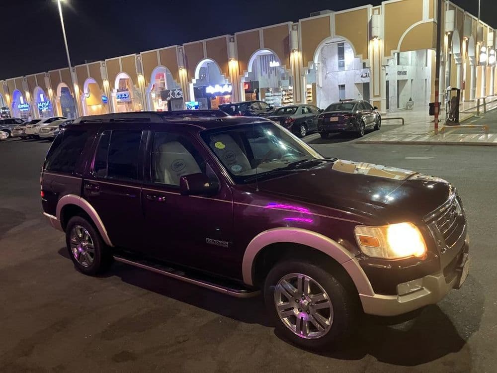 Used Ford Explorer XLT 2008