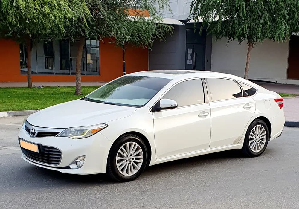 Used Toyota Avalon 3.5 Sedan 2013