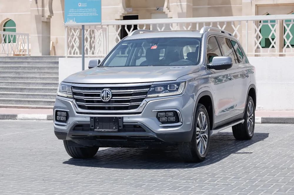 إم جي RX8 2-0t-lux-awd 2022 مستعملة