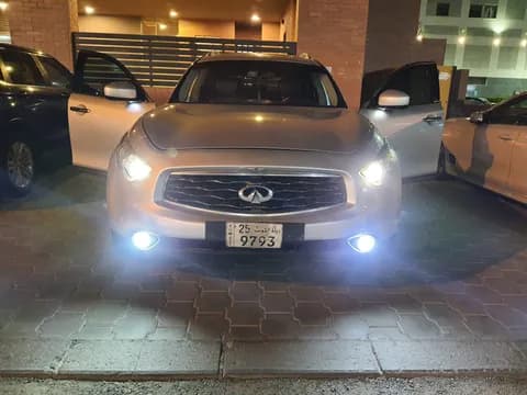 انفينيتي أف اكس 50 4 Door 5.0L 2009 مستعملة انفينيتي أف اكس 50 4 Door 5.0L 2009 مستعملة used_cars.forSale