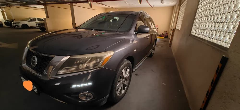 Used Nissan Pathfinder SV 4WD 2013