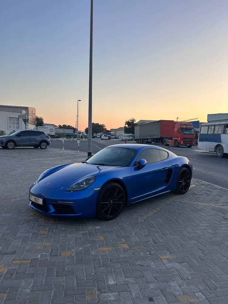 Used Porsche Cayman S 2017