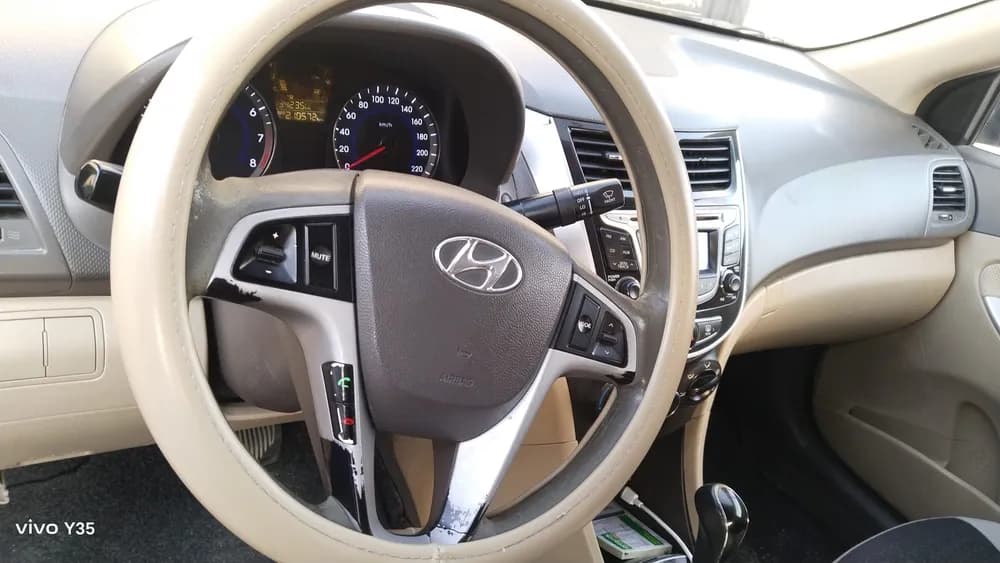 هيونداي أكسينت 1.6L 2015 مستعملة
