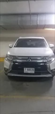 Used Mitsubishi Outlander 2.4L GLX Full Option (7-Seater) 2016 Used Mitsubishi Outlander 2.4L GLX Full Option (7-Seater) 2016 for sale