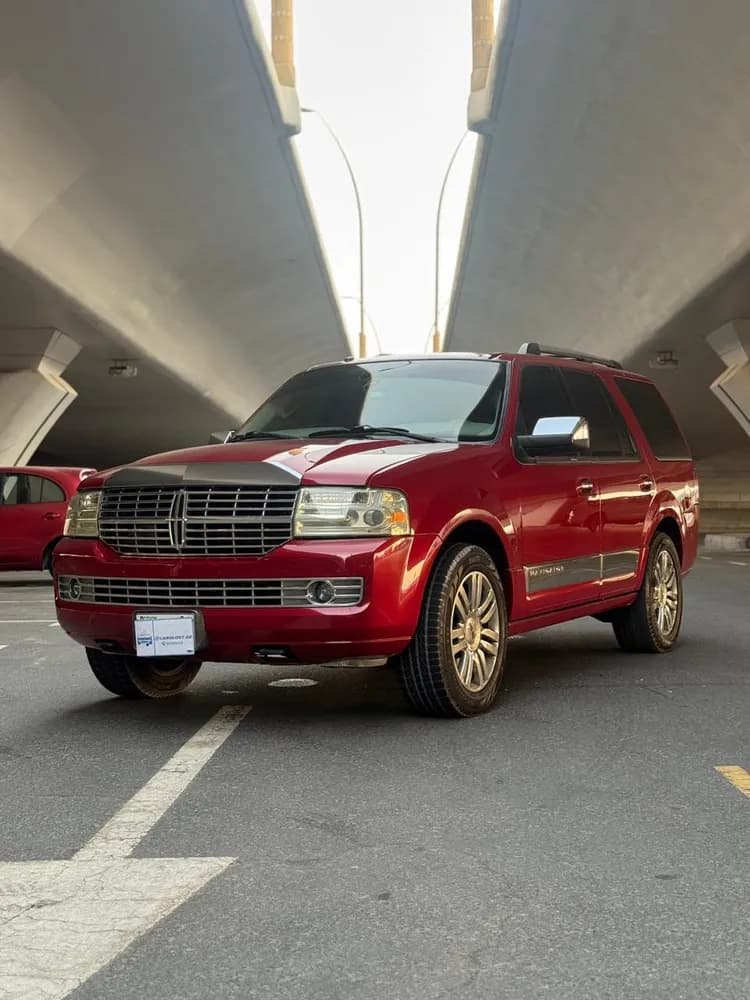 Used Lincoln Navigator 2009