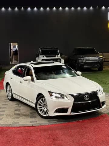 Used Lexus LS 460 4 door 4.6L SWB 2014 Used Lexus LS 460 4 door 4.6L SWB 2014 for sale