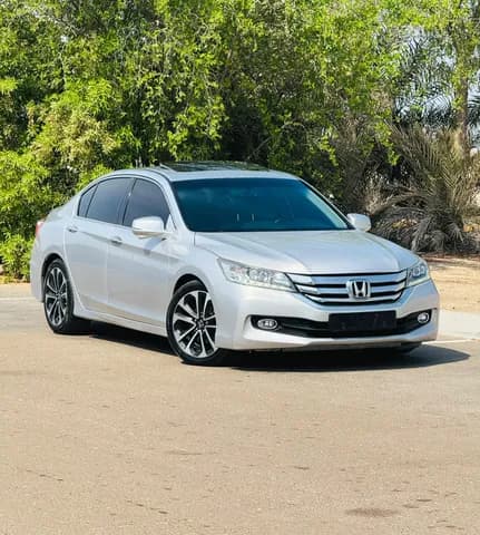 هوندا أكورد 3.5 لتر V6 سبورت 2016 مستعملة هوندا أكورد 3.5 لتر V6 سبورت 2016 مستعملة للبيع