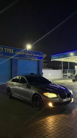 بي إم دبليو الفئة الخامسة - سيدان 535i 2011 مستعملة بي إم دبليو الفئة الخامسة - سيدان 535i 2011 مستعملة للبيع