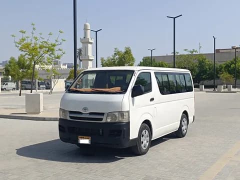 تويوتا هايس Mid Roof Van 2010 مستعملة تويوتا هايس Mid Roof Van 2010 مستعملة used_cars.forSale