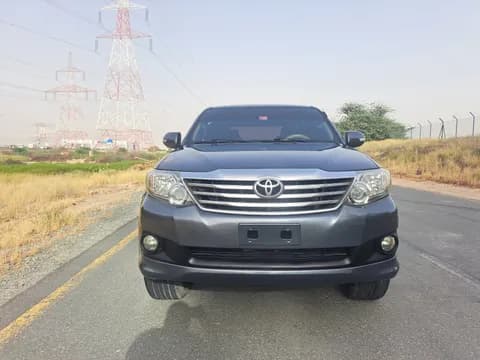 تويوتا فورتشنر 2.7L GX2 (4X4) 2014 مستعملة تويوتا فورتشنر 2.7L GX2 (4X4) 2014 مستعملة used_cars.forSale