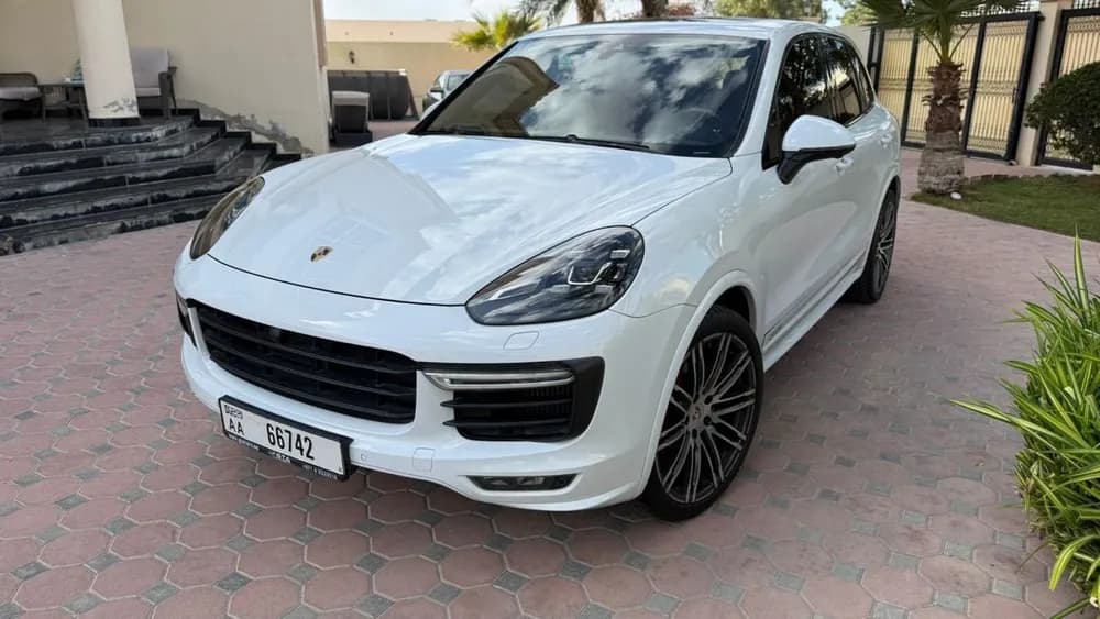 Used Porsche Cayenne 2016